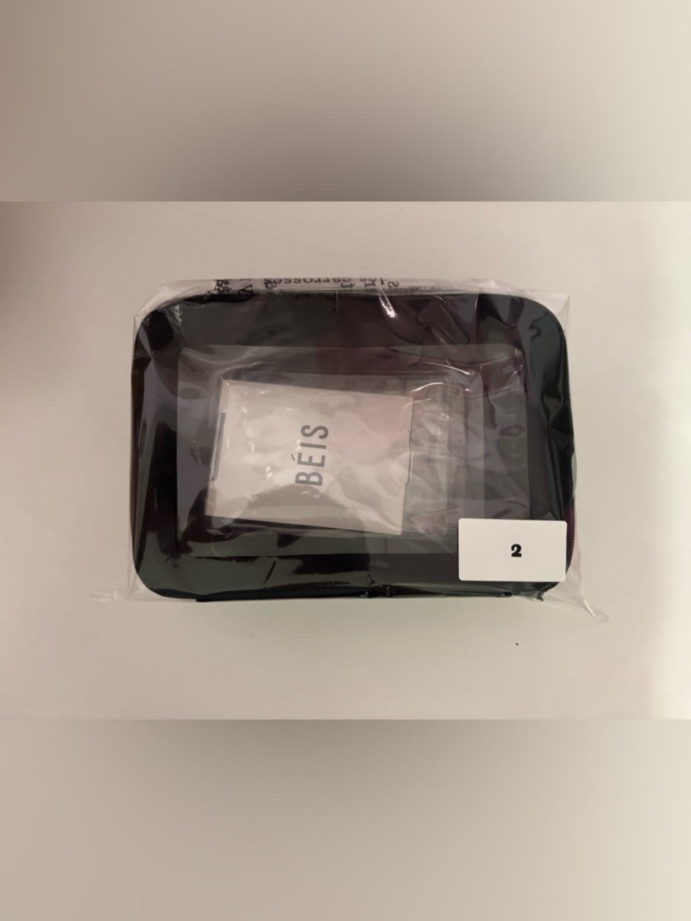 BÉIS the in-flight cosmetic case set in black - Picture 8 of 8
